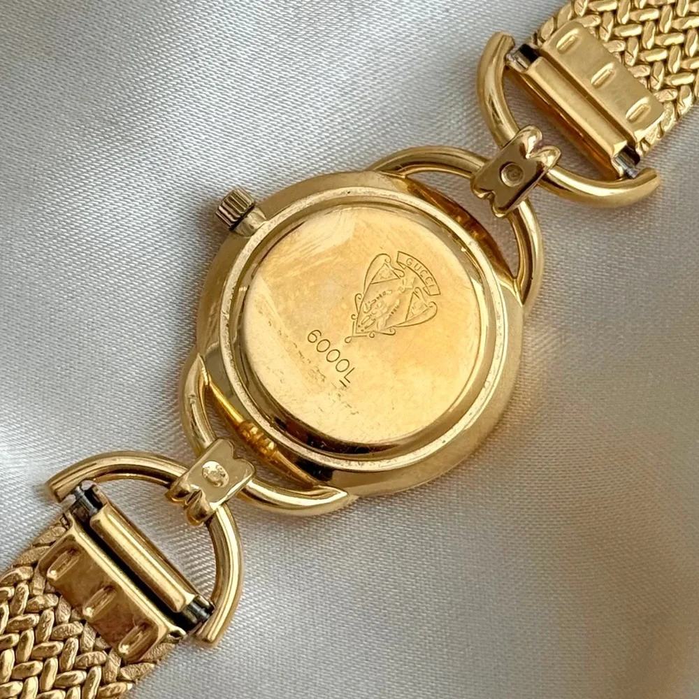 AUTHENTIC VINTAGE GUCCI GOLD WATCH - Picture 8 of 8